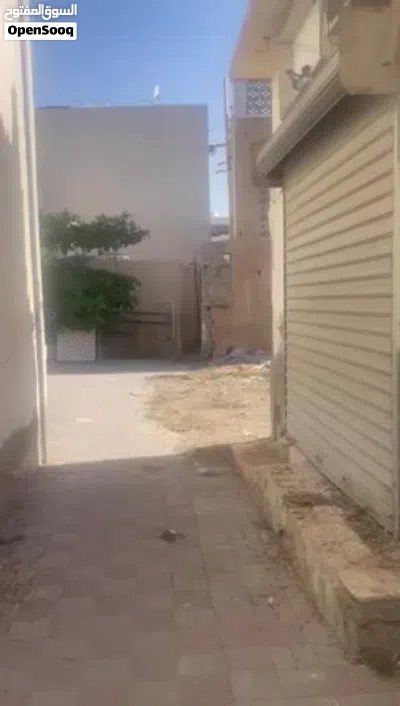 فرصه استثمارية وموقع متميز ارض للبيع بمطرح (حارة الشمال) حي الميناء مساحه 101مترمربع موقع مميز 2