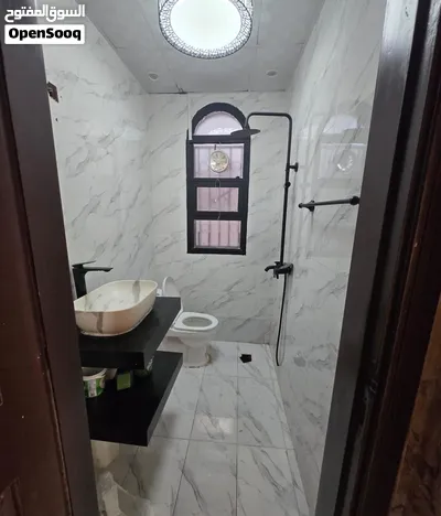 فيلا لليع - تملك خليجي و مواطني الامارات فرصة استثمارية تملك فيلا سكني تجاري على البحر الشارقة 3