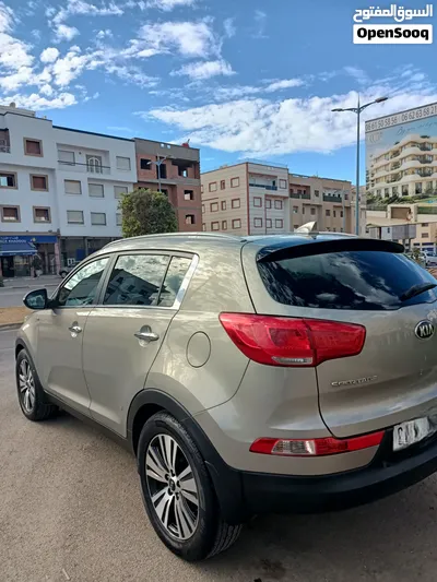 Kia Sportage Prestige 4