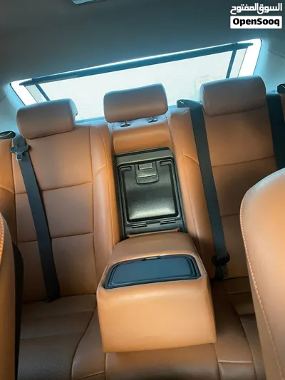لكزس Es350 2013 من المالك نفسه او تبادل مع كامري او كورولا وقابل للتفاوض 4