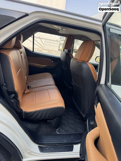 Toyota Fortuner model 2017 4