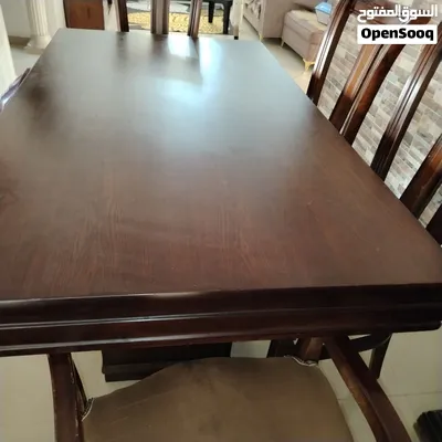 طاوله سفره مع 6 كراسي للبيع بحاله جيده 2
