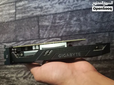 كرت شاشة من gigabyte gtx1650 4gb متوسط الحجم ............ 4