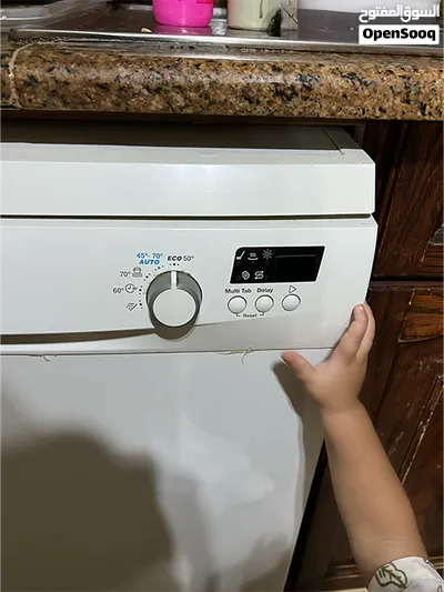جلاية صحون زانوسي ZANUSSI 60 سم – 12 طقم – A+ موفرة للطاقة – مستعملة بحالة ممتازة وشغالة 2