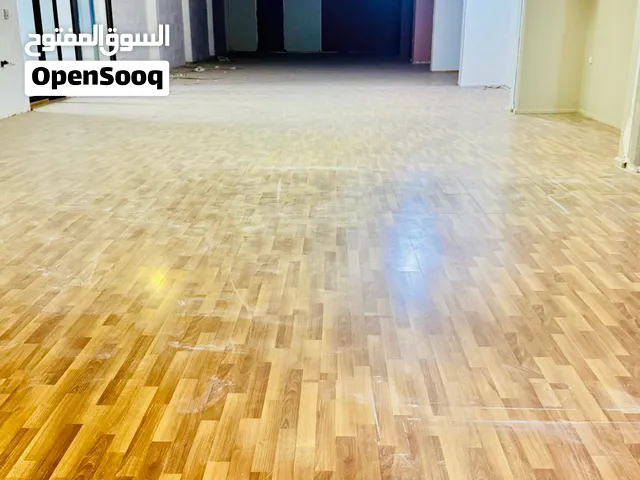 للايجار مخازن ومكاتب ومعارض في الضجيج مرخصه ومكيفه سنترال