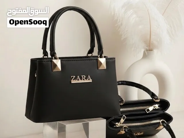 حقيبه بوكس ماركه زارا ستن 2 سحابات تجنن وكوالتي عاليه  حجم صغير متوفره بعده الوان