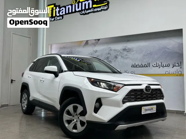 تويوتا راف فور LE موديل 2021 مع ضمان سنه