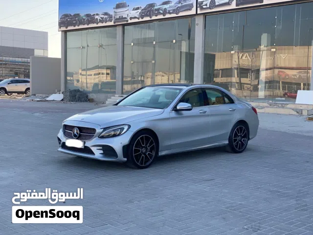 Mercedes Benz C-300 2017 (Silver)