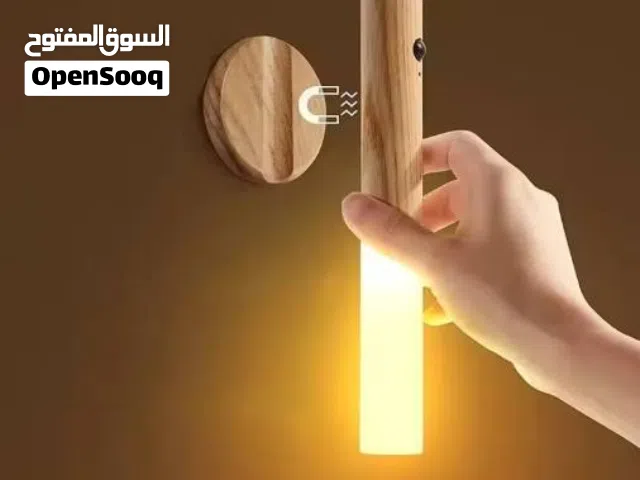 مصباح ليلي خشبي LED – إضاءة ذكية وجو مريح ............. للمزيد من التفاصيل شاهد الوصف ..............