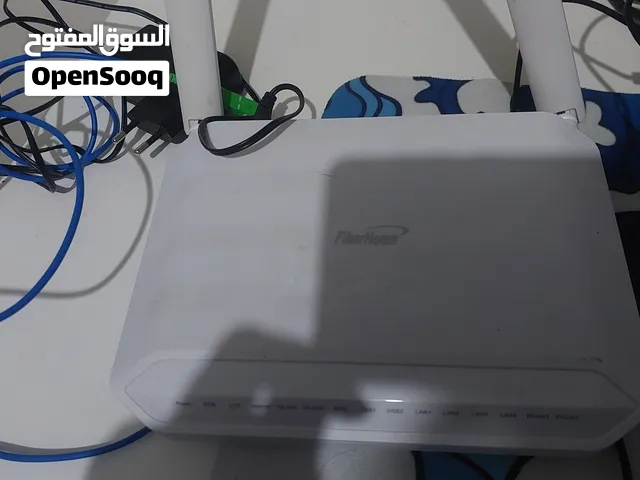 راوتر fiberhome بحاله ممتازه