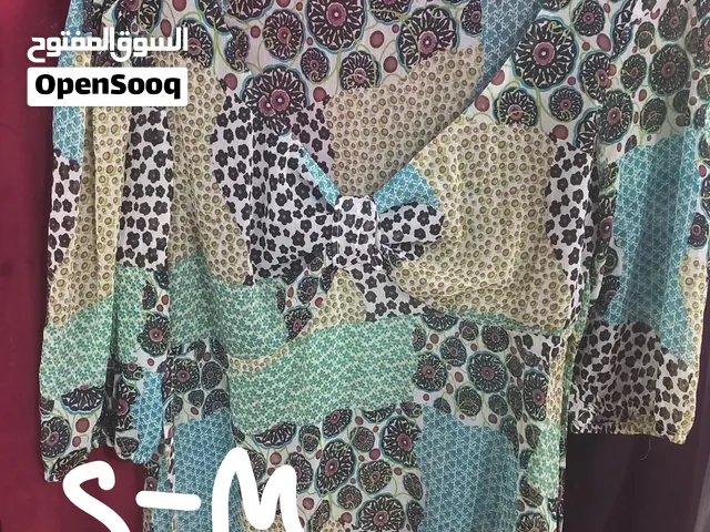 preloved tops (sizes S-XXL)