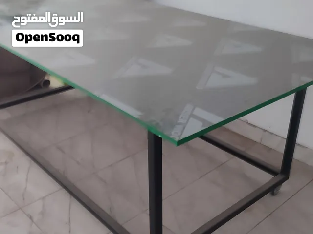طاولات للبيع