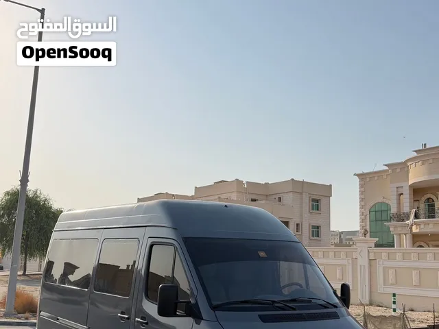 مرسيدس فان سبرنتر مجهزة لأصحاب ( الهمم ) رافعة + سرير خاص ( باص ) فان