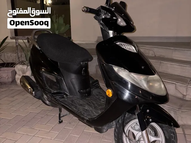 للبيع سكوتر سوزوكي 2014 (سترة واديان)