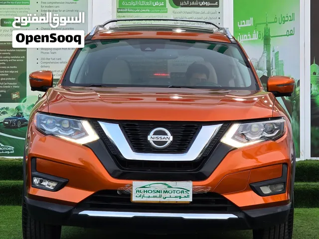 نيسان روج 2018 SL باللون النادي فول مواصفات بانوراما كامرة 360 بحادث بسيط داخلية وكالة والسعر نار...