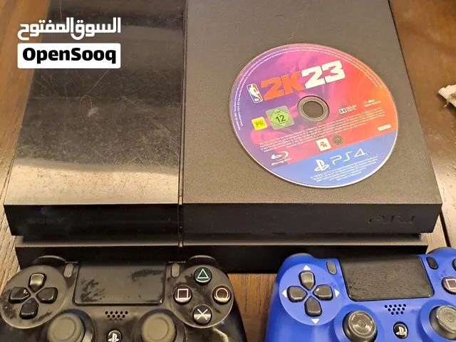 ps4 fat 2 controllers