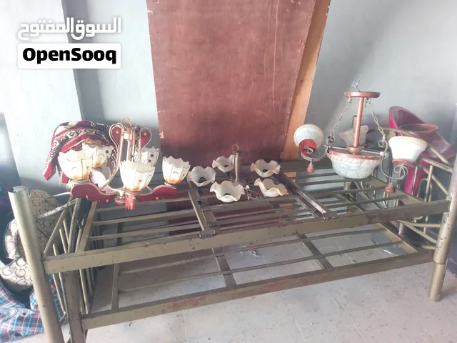 ثريات عدد 3 وتحف ومناظر