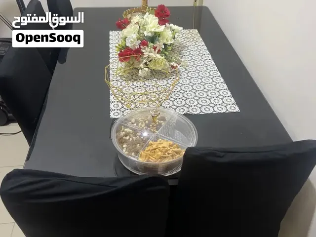 Dining table طاولة سفرة