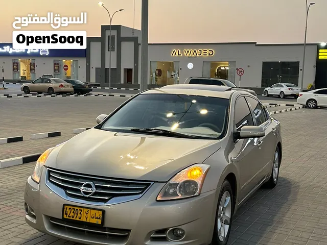 Used Nissan Altima in Al Batinah
