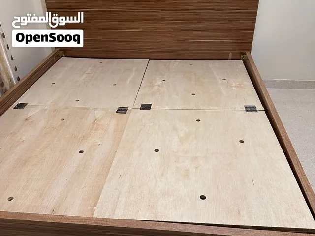 سرير مجوز مقاس 180*200