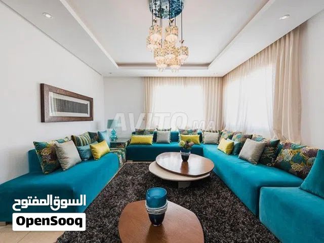 شقة للايجار اليومي في مراكش الحمراء جيليز مفروشة بالكامل تحتوي على صالون مغربي و مسبح و انترنت ومكيف