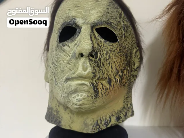 3 تماثيل نضافه و شكل مرعب