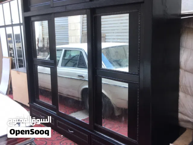 خزانه ملابس درفتين