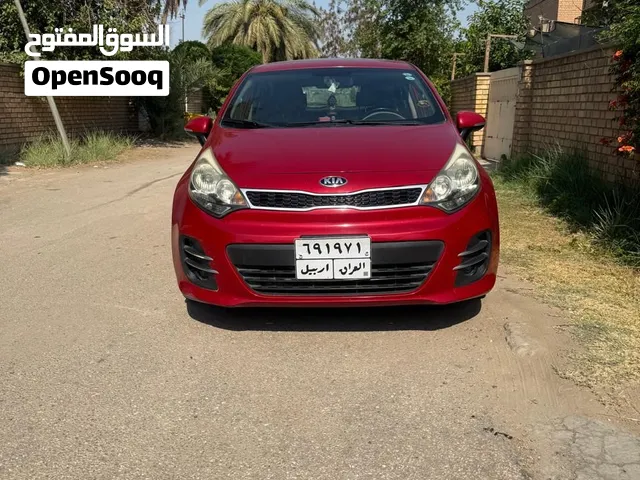 كيا ريو هاتشباك خليجية سيارة جديدة فول مواصفات بصمة. تشغيل بصمة ابواب فتحة سقف يعني فول موديل 2016