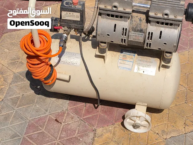 منفاخ اطارات بحالة ممتازة 50L