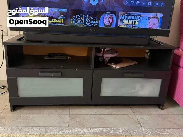 طاولة تليفزيون للبيع لدواعى السفر