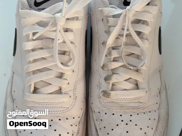 جزمه nike court vision low