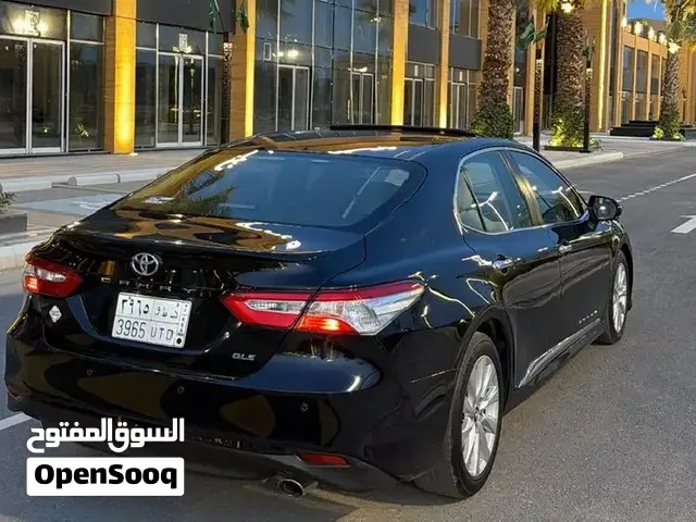تويوتا كامري للبيع