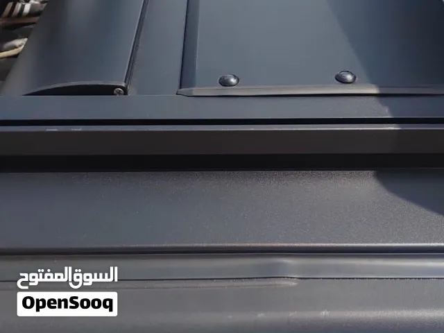 الوصف مهم مجرد ناشر