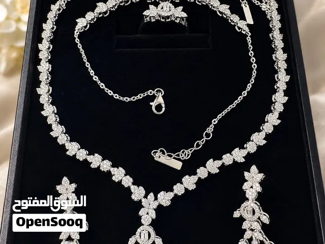 طقم فضة عيار 925 مطلي بموية الذهب عيار 21