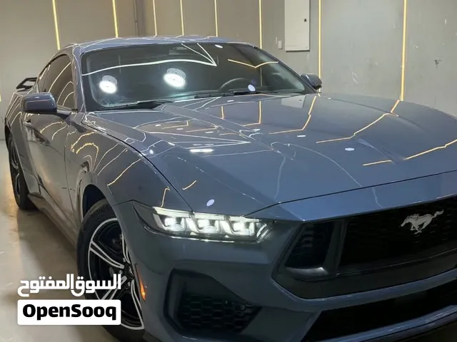 للبيع Ford Mustang EcoBoost 2025 – 4 سلندر تيربو