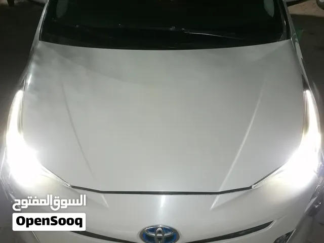 Toyota Prius hybrid 2017/ 2018 تيوتا بريس هايبرد