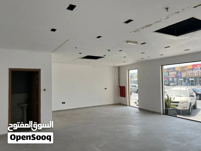 محل للايجار الجرف الصناعية 1