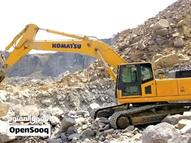 Excavator for Rent Jcb shawl available for Rent حفارة للإيجار - تتوفر حفارة JCB للإيجار