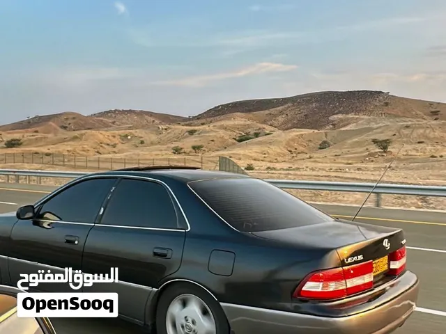 للبيع او للبدل  لكزس es300