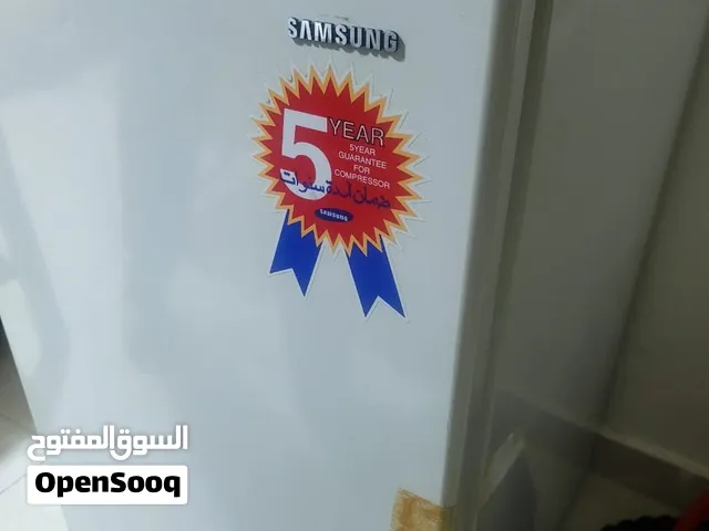 ثلاجة مكتبية Samsung SRG-148