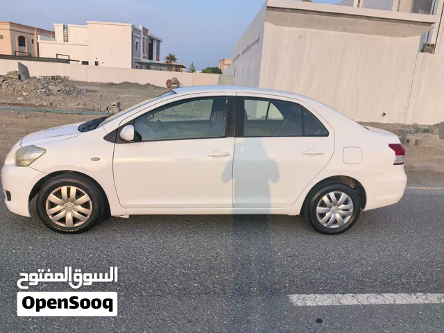 Toyota yaris 2011 modal cleen car