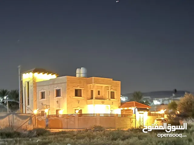 منزل طابقين في ارقى منطقة بلعوجا