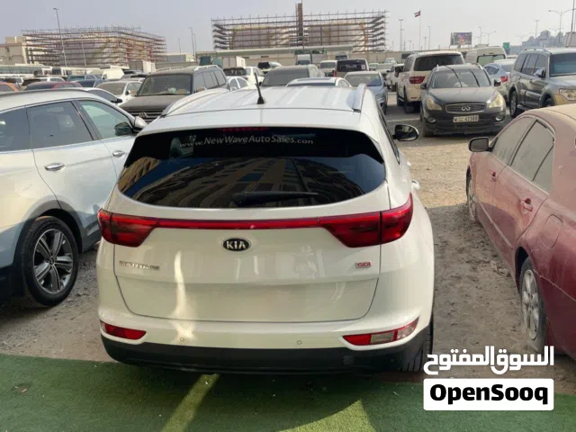 Kia Sportage 2018 , excellent Condition,  GCC Spices, White Color  ،Full automatic