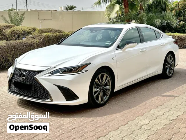 ES 350 F sports 2019 قمة في النظافه