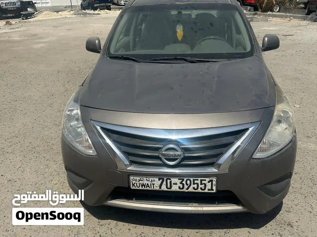 نيسان صني + كيا بيجاس 2023 للبيع بحالة ممتازة