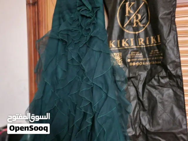 فستان سهره اخضر عشبي