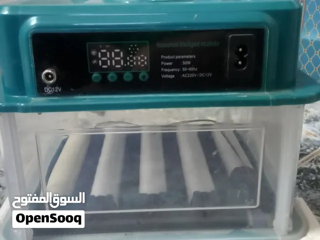 فقاسة 11 بيضة دجاج للبيع  تقليب تلقائي كل ساعتين  ماء تلقائي  مروحة  استعمال شهر