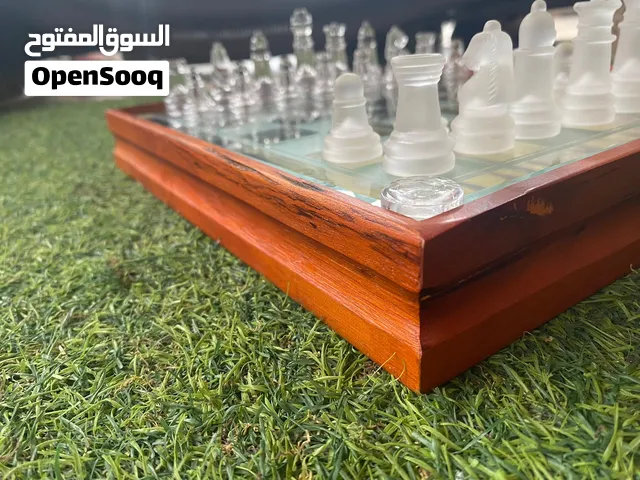 طاولة شطرنج وطاولة زهر زجاجية فاخرة 3 في 1 (إصدار محدود)