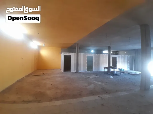 قراج الاجار الشواهدة طريق تمانية قرب صالة اكابر للمناسبات