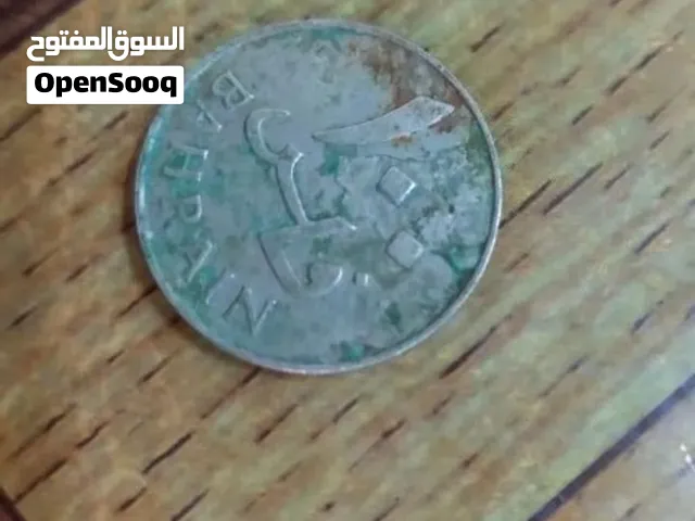 الاصدار الاول من العملة